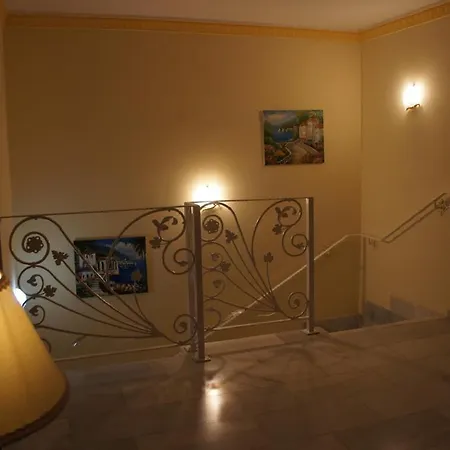 Sleeps 15 Pool Air Con Wifi